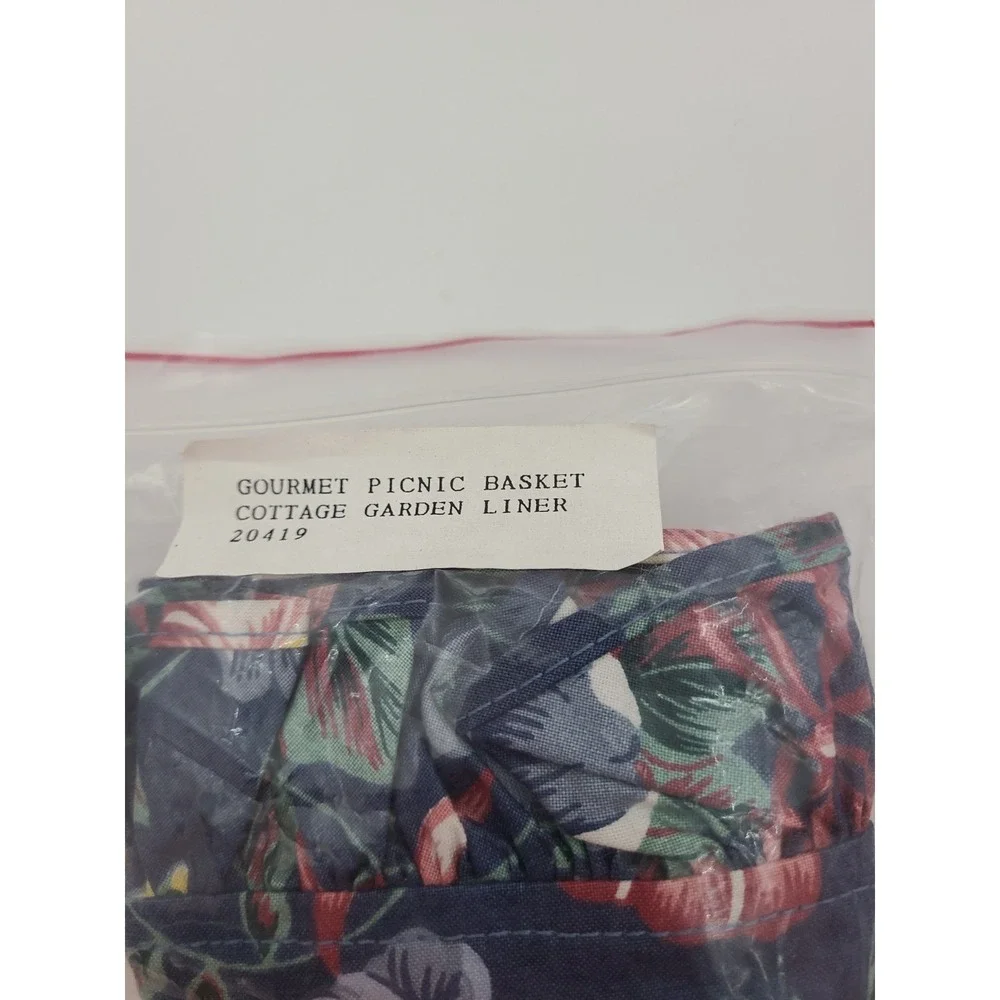 Longerberger Gourmet Picnic Basket Liner Cottage Garden